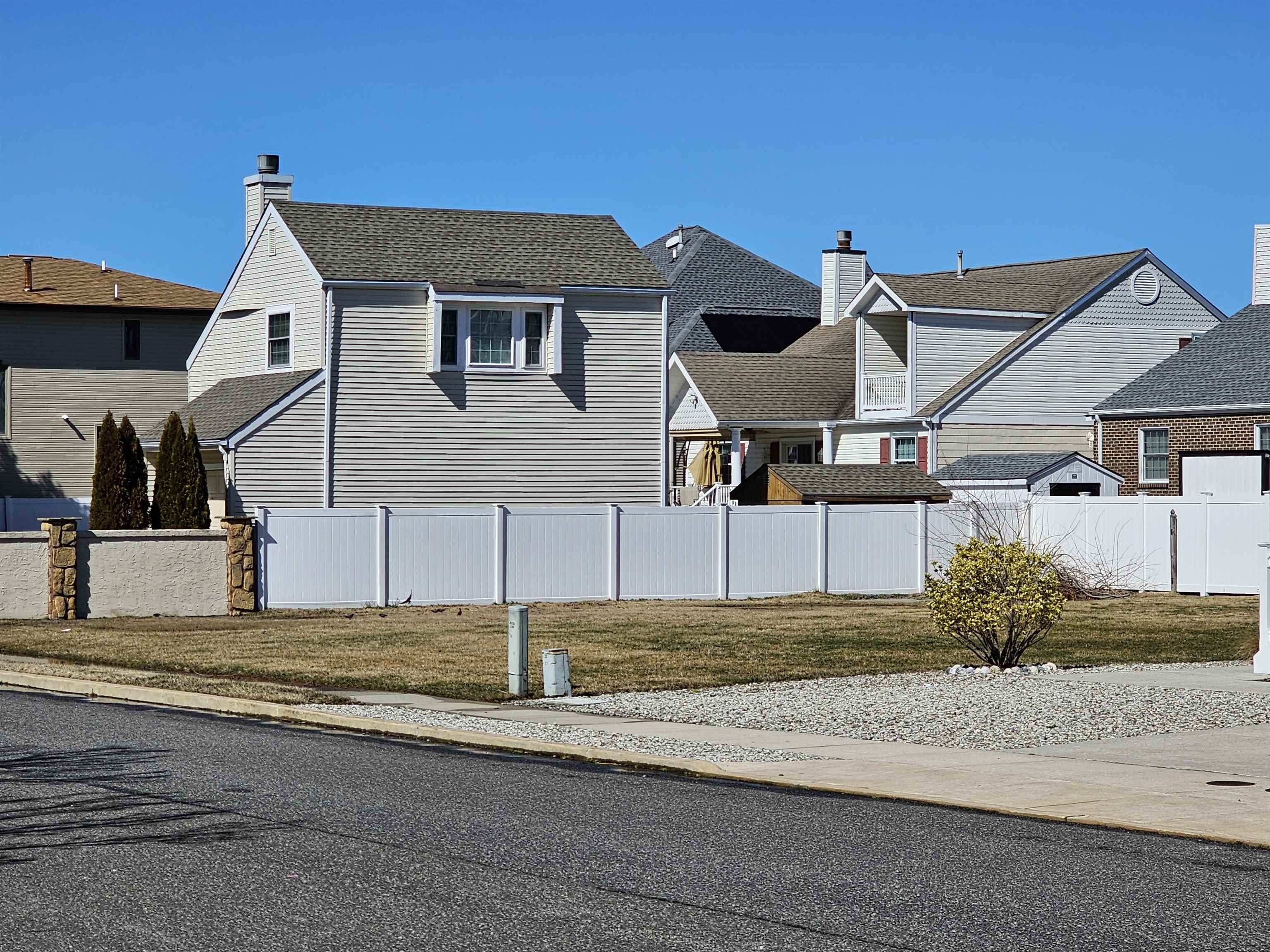 109-111 West Richmond