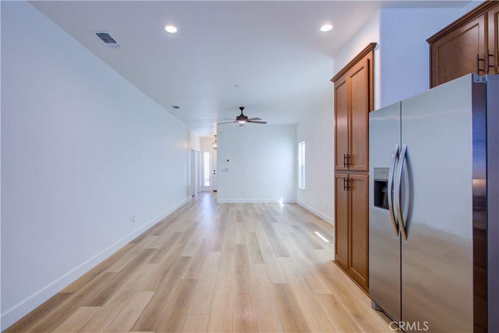 5046 Palisade Avenue Merced, CA 95348 - Photo 12 of 43 Kitchen Nook 2