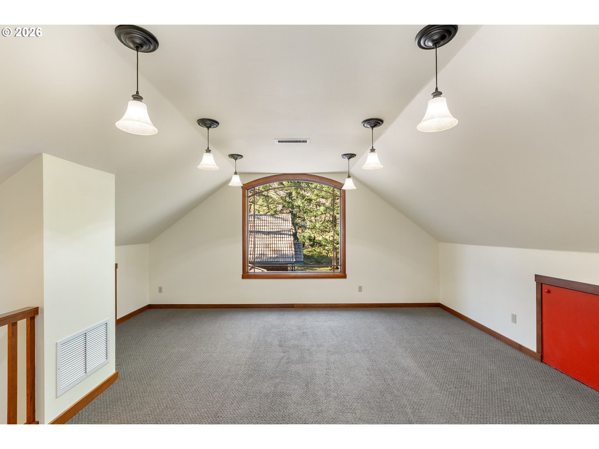 47742 Highway 14 Stevenson, WA 98648 - Photo 20 of 48 a view of an empty room with a window