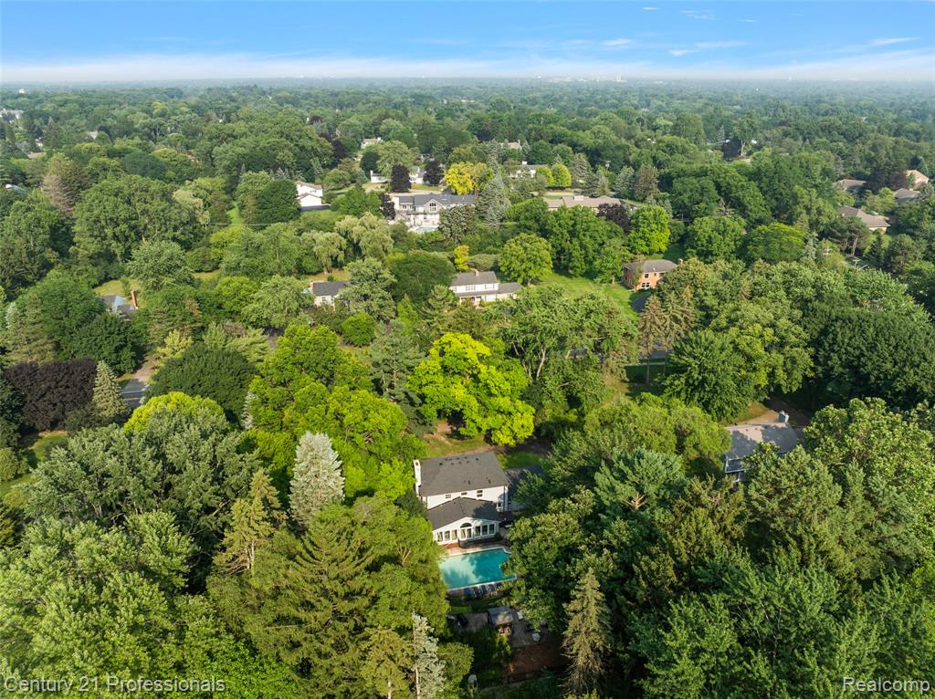5420 Lahser Road Bloomfield Hills, MI 48302 - Photo 35 of 42 Gallery Image 35