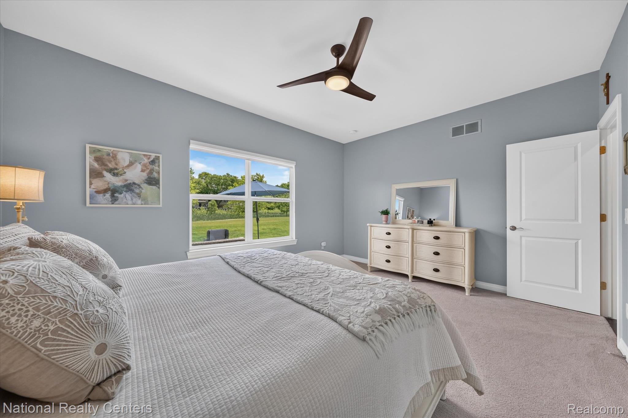 740 North Mill Street South Lyon, MI 48178 - Photo 32 of 56 29-740-N-Mill-St-WindowStill.jpg