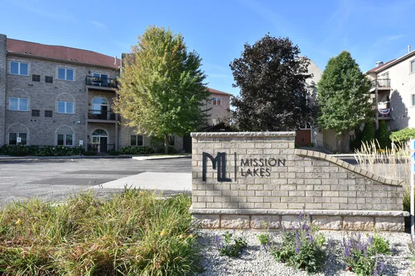 $443,900 | N51W34861 East Wisconsin Avenue, Unit 3115, Oconomowoc, WI 53069