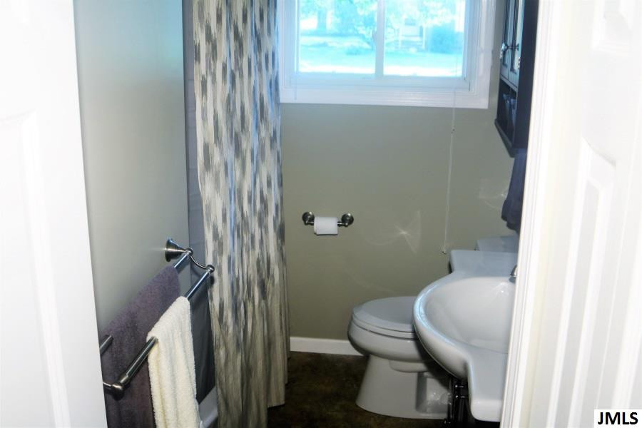 1529 Devonshire Road Jackson, MI 49203 - Photo 17 of 28 Photo 17