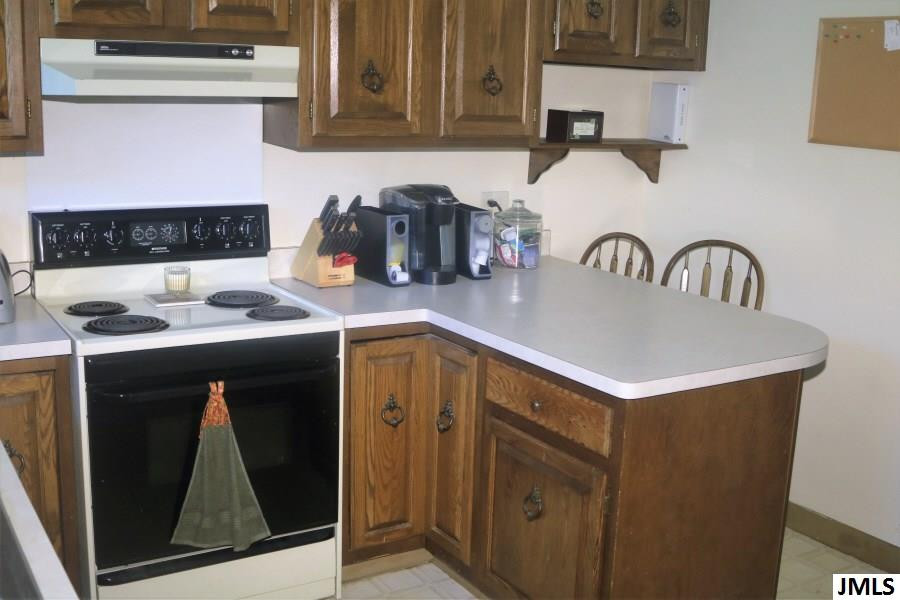 1529 Devonshire Road Jackson, MI 49203 - Photo 8 of 28 Photo 8