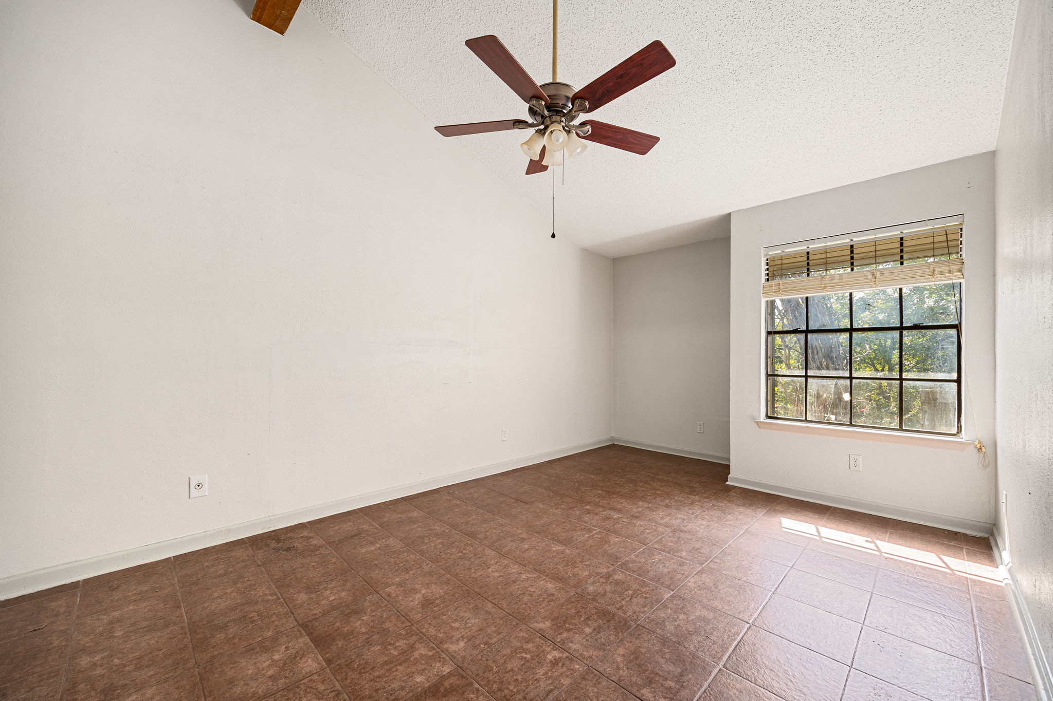 1748 Ohlen Road, Unit 42 Austin, TX 78757 - Photo 28 of 38 Gallery Image 28