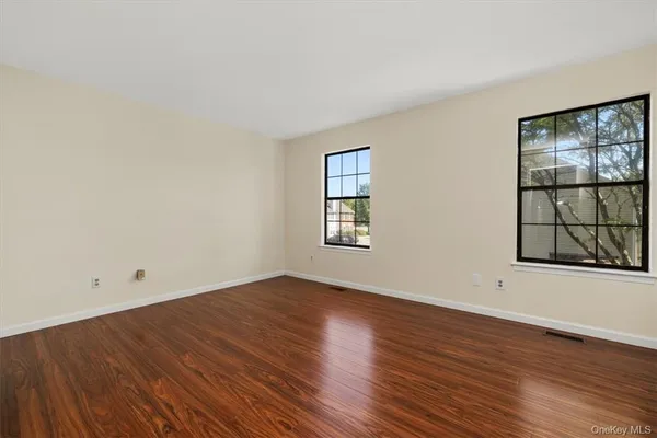 $349,000 | 19 Moore Lane, Unit 11B, Washingtonville, NY 10992