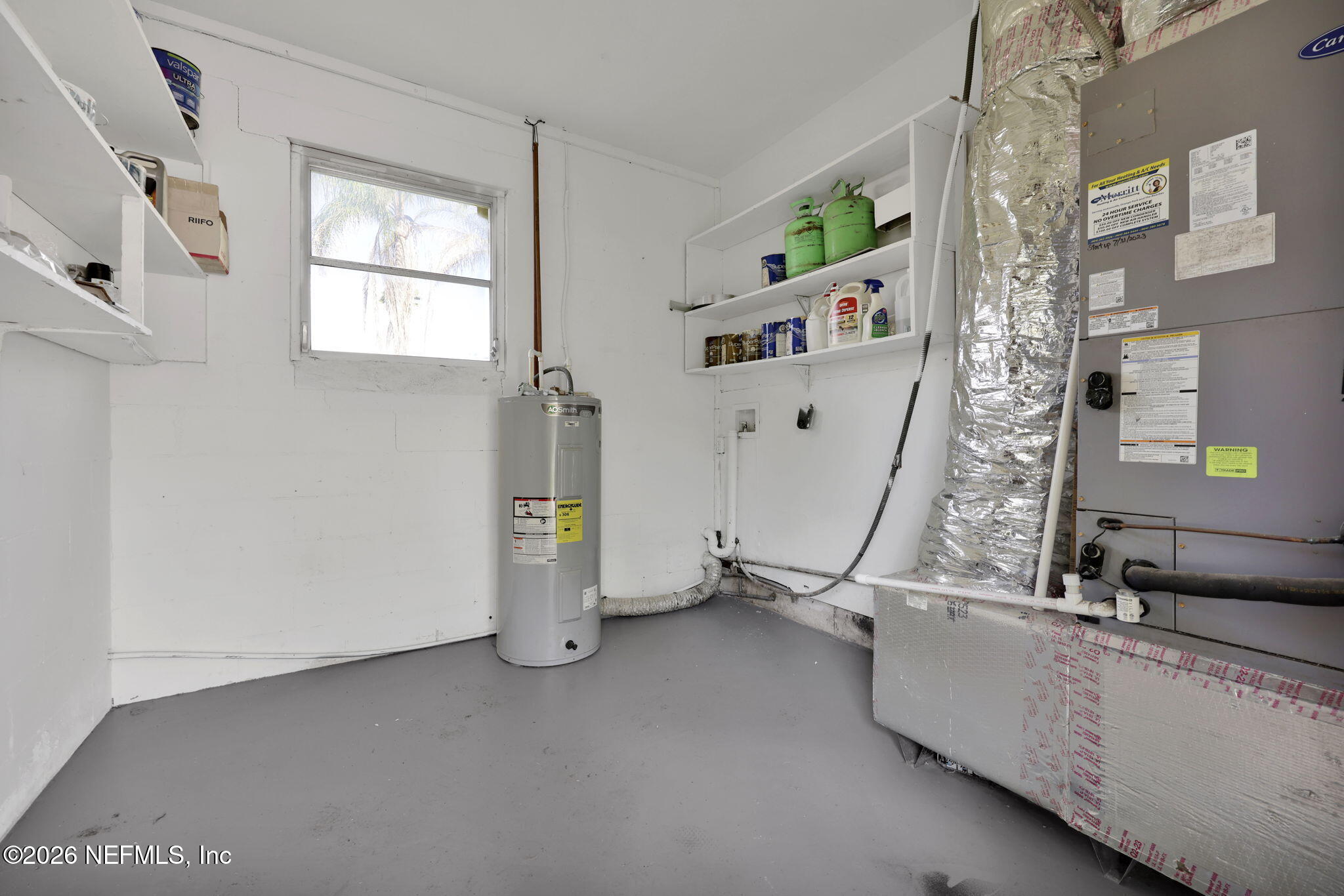 8544 Sanchez Road Jacksonville, FL 32217 - Photo 40 of 46 a view of a room with gym equipment