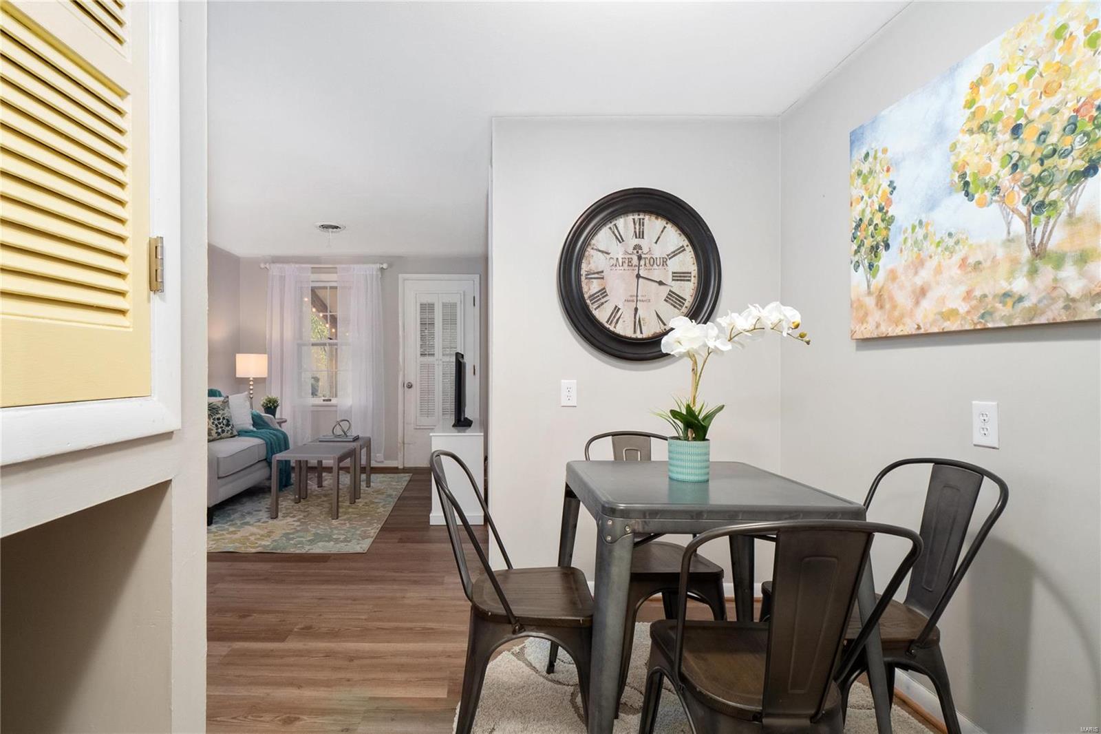 685 Edgar Road Webster Groves, MO 63119 - Photo 17 of 54 Gallery Image 17
