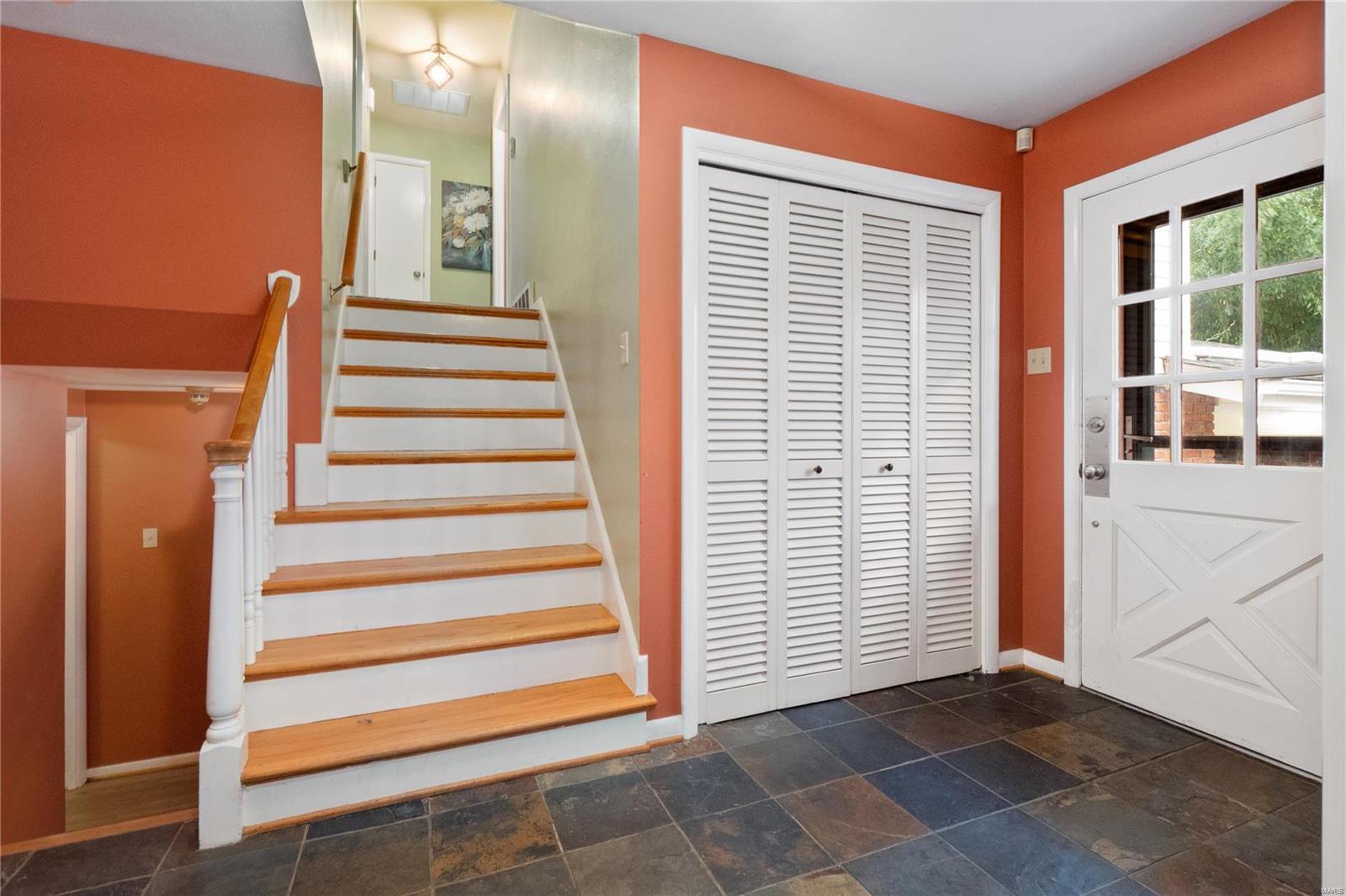 685 Edgar Road Webster Groves, MO 63119 - Photo 3 of 54 Gallery Image 3