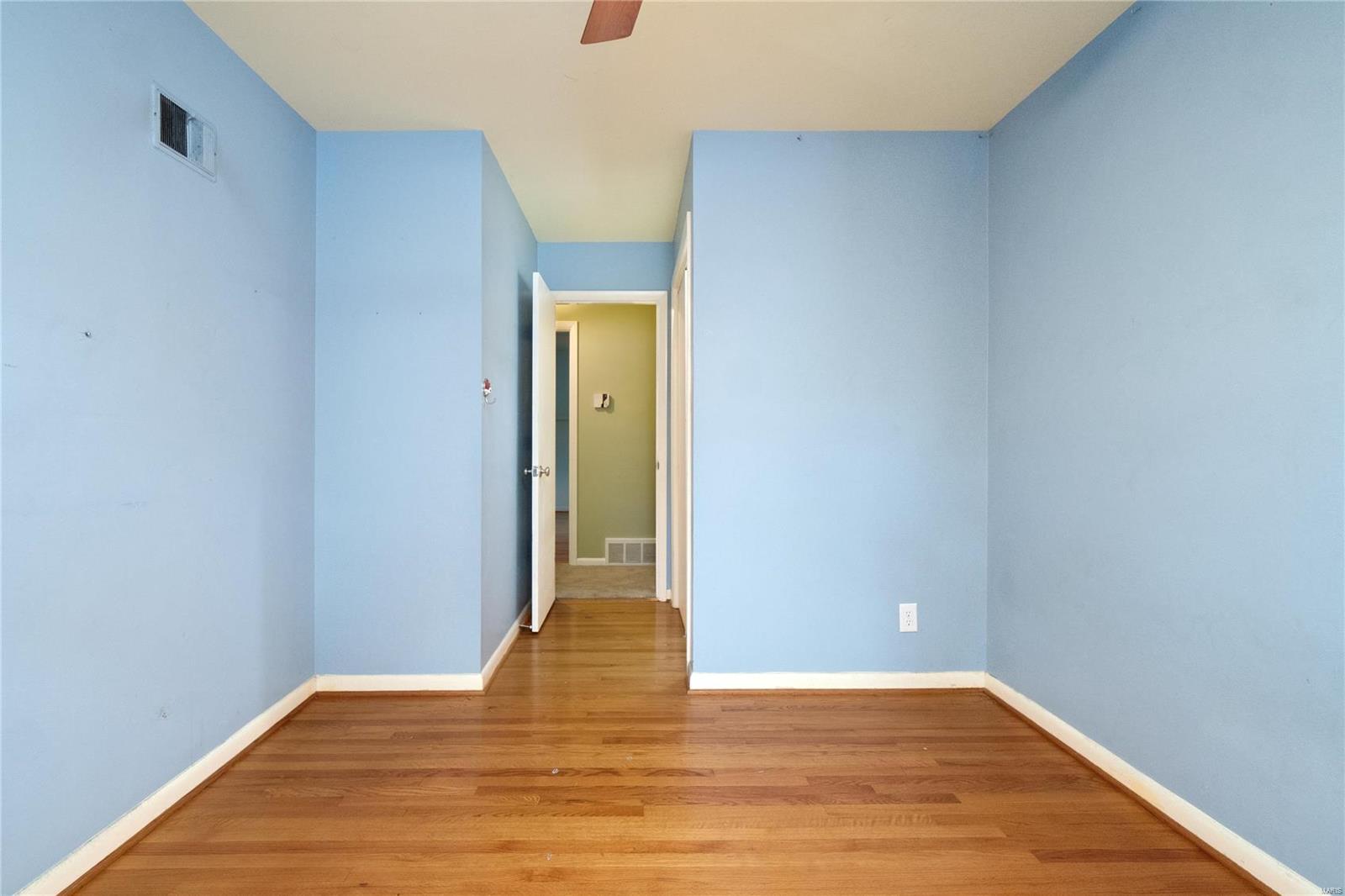 685 Edgar Road Webster Groves, MO 63119 - Photo 33 of 54 Gallery Image 33