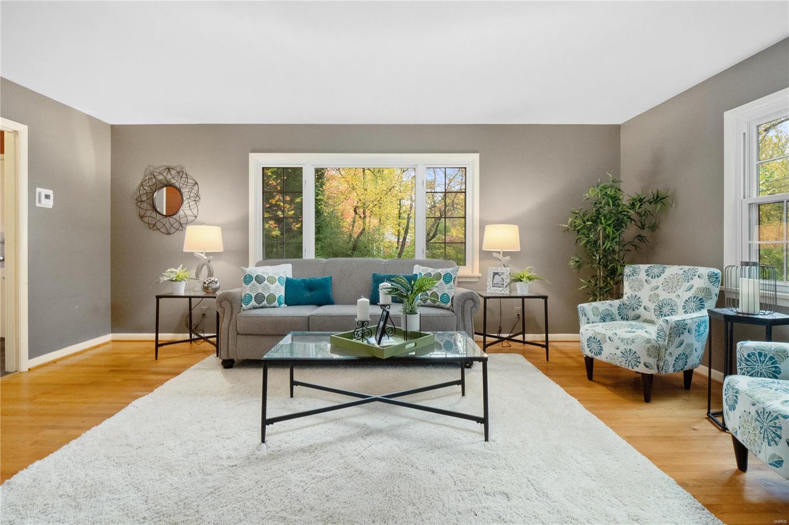 685 Edgar Road Webster Groves, MO 63119 - Photo 5 of 54 Gallery Image 5