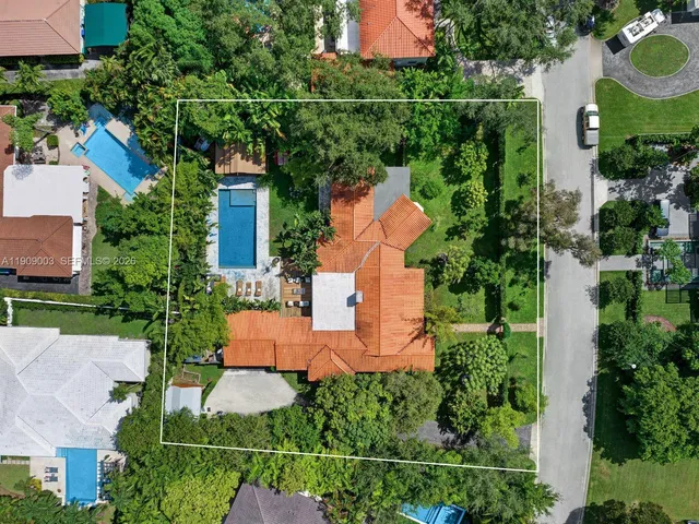 $11,700,000 | 575 Hibiscus Lane, Miami, FL 33137