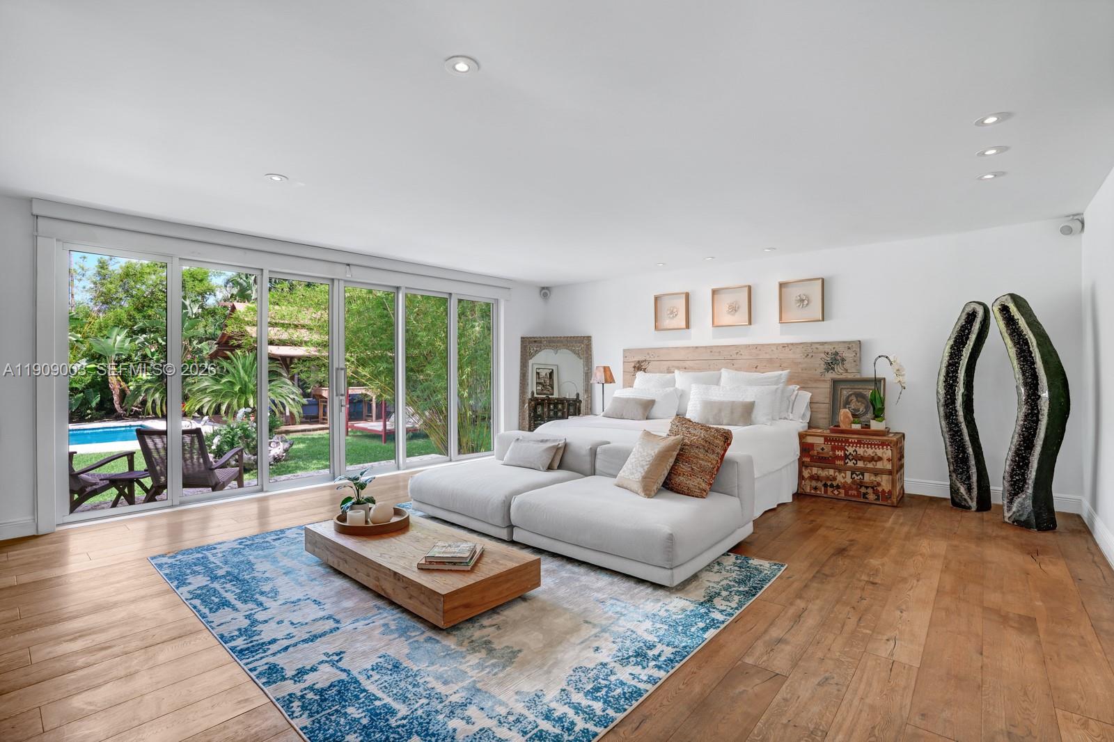 575 Hibiscus Lane Miami, FL 33137 - Photo 10 of 74