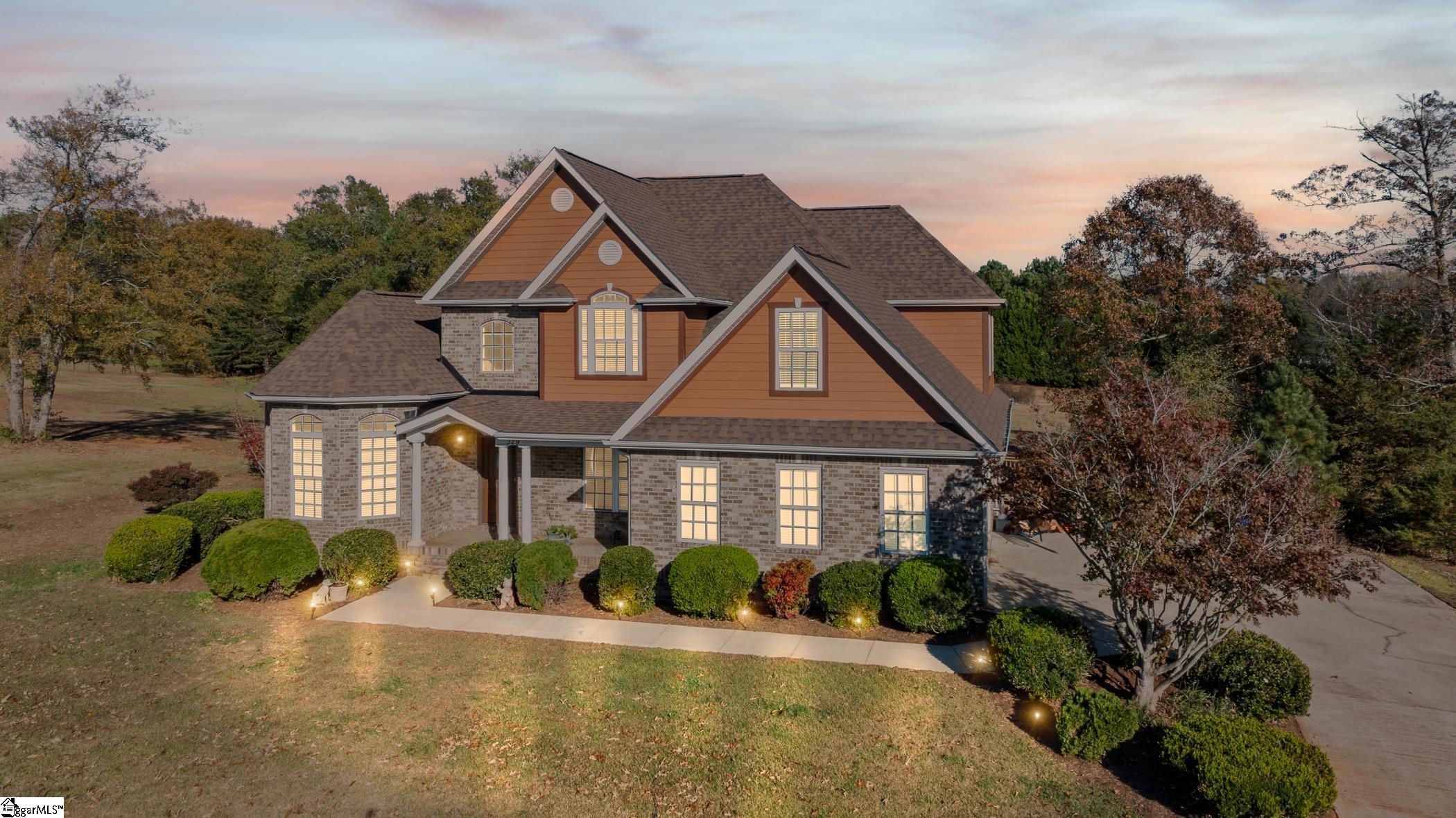 329 Shoreview Drive Chesnee, SC 29323 - Photo 4 of 50