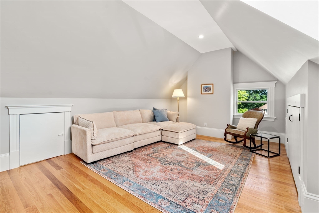 41 Brown Avenue Boston, MA 02131 - Photo 23 of 37