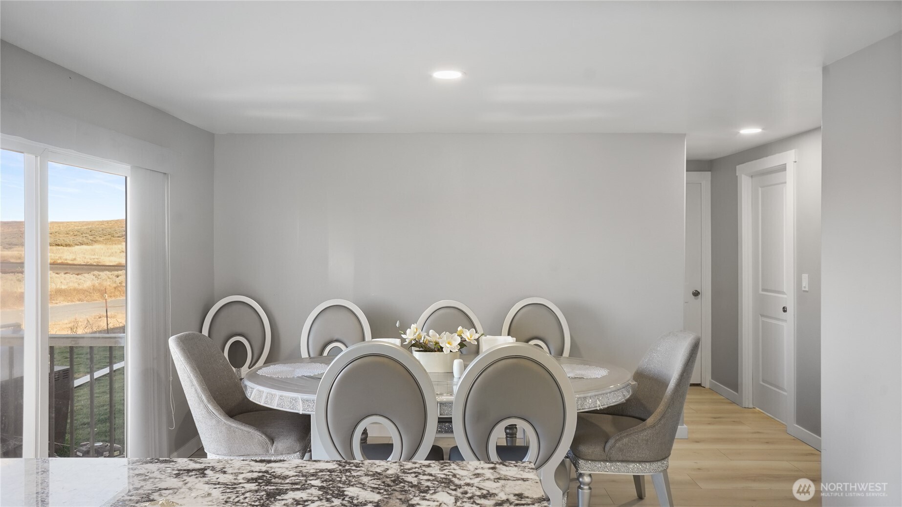 35 Hampton Road Othello, WA 99344 - Photo 21 of 33 a group of chairs in a room