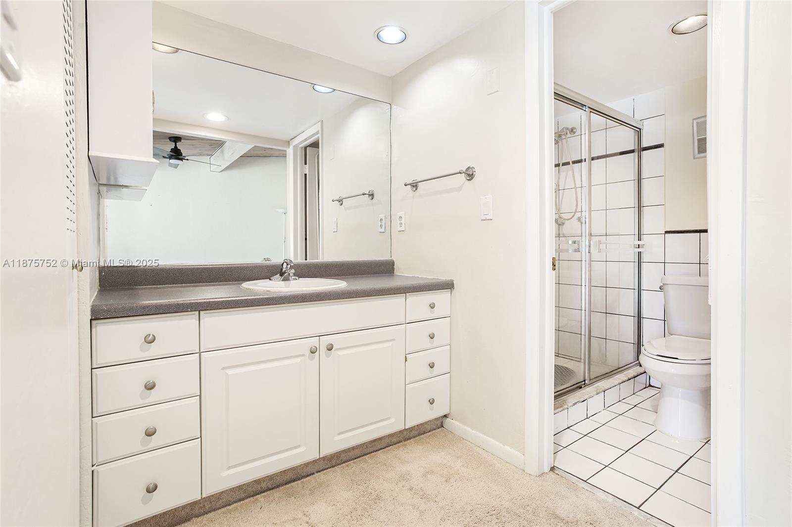 8811 Gatehouse Road, Unit 8 Plantation, FL 33324 - Photo 17 of 31