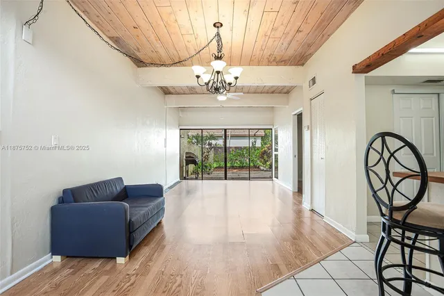 $314,900 | 8811 Gatehouse Road, Unit 8, Plantation, FL 33324