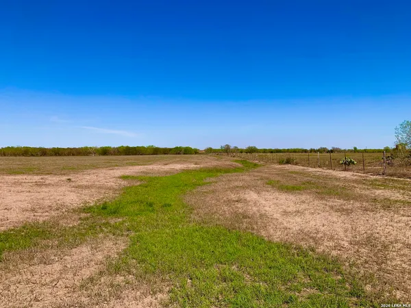 $798,000 | 1152 A County Road 227, Falls City, TX 78113