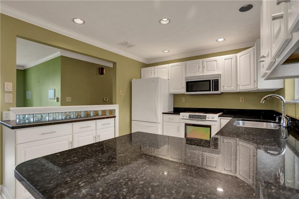 24940 Lamong Road Sheridan, IN 46069 - Photo 3 of 29 Gallery Image 3