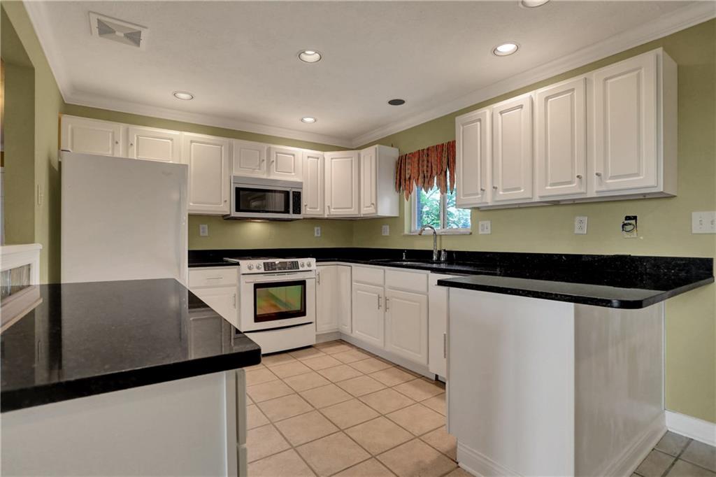 24940 Lamong Road Sheridan, IN 46069 - Photo 6 of 29 Gallery Image 6