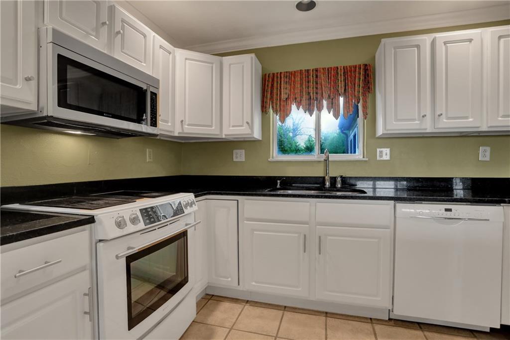 24940 Lamong Road Sheridan, IN 46069 - Photo 7 of 29 Gallery Image 7