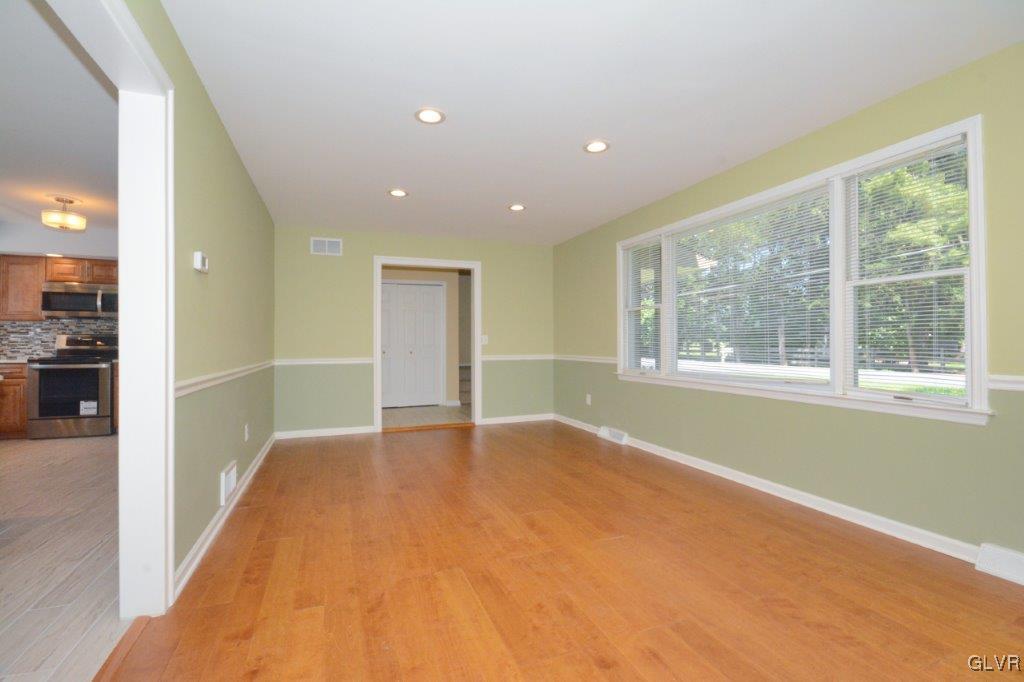 540 East Macada Road Bethlehem, PA 18017 - Photo 13 of 30 Gallery Image 13