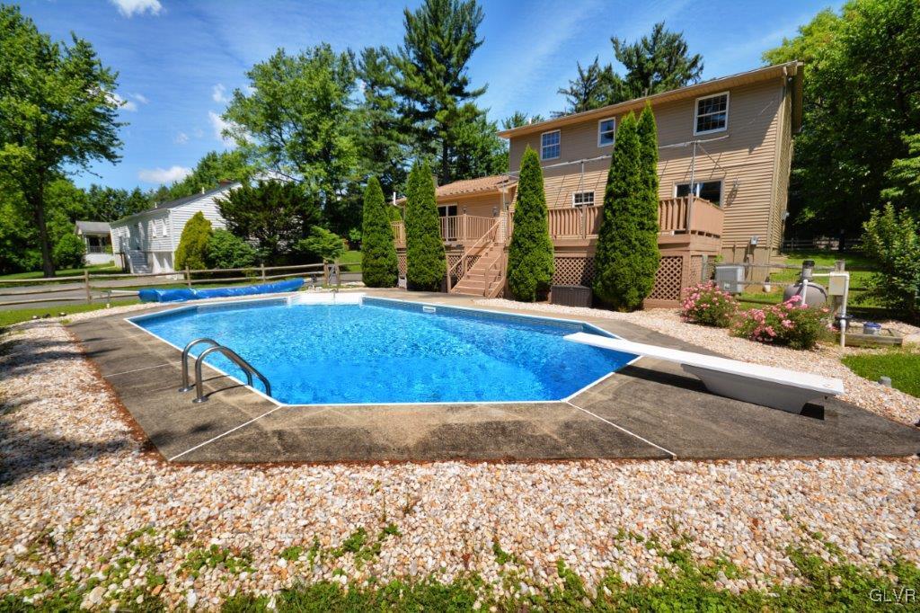 540 East Macada Road Bethlehem, PA 18017 - Photo 8 of 30 Gallery Image 8