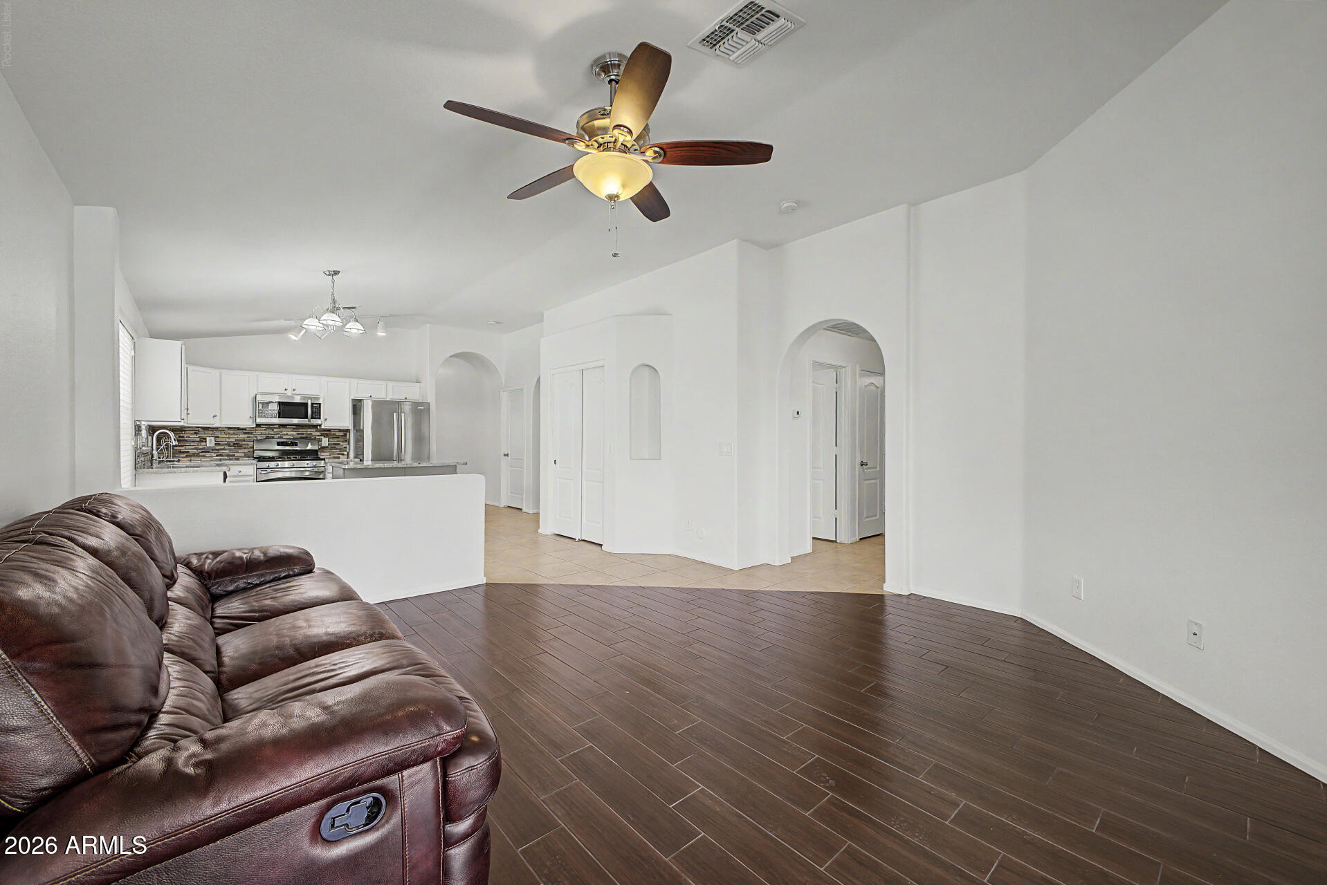 4207 East Sandy Way Gilbert, AZ 85297 - Photo 15 of 33 11 - Sandy
