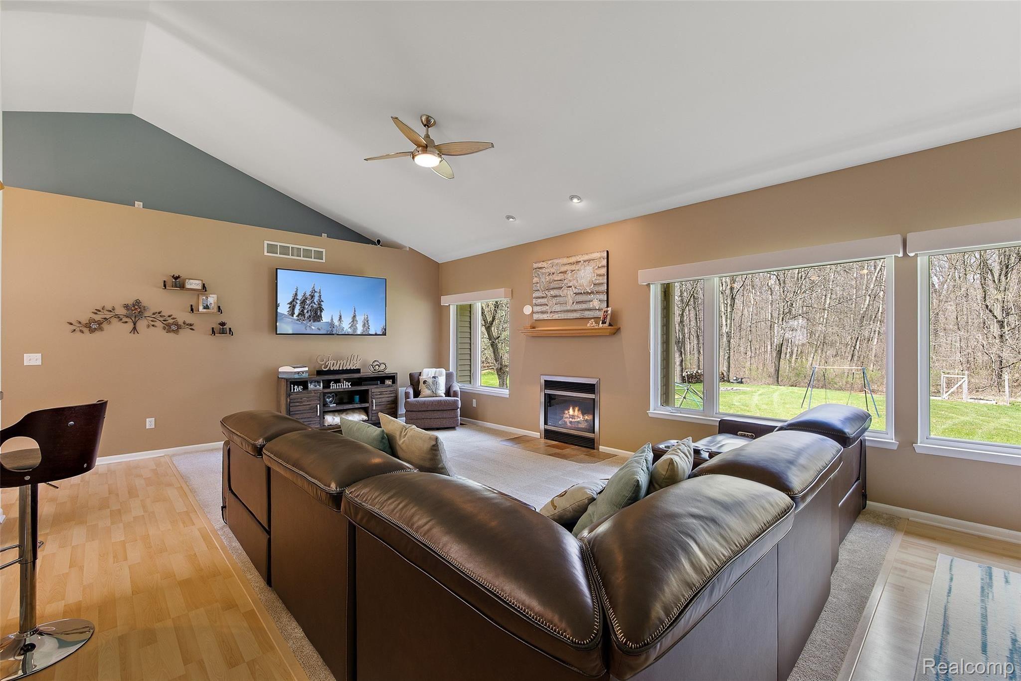 6873 Bergin Road Howell, MI 48843 - Photo 4 of 61 6873 Bergin-29.jpg