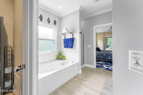 $689,900 | 205 Judy Circle, Lynn Haven, FL 32444