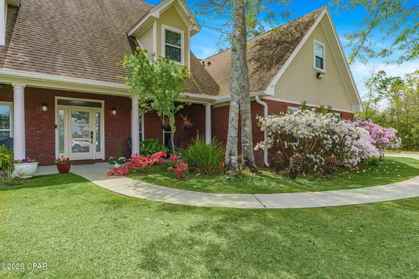 $689,900 | 205 Judy Circle, Lynn Haven, FL 32444