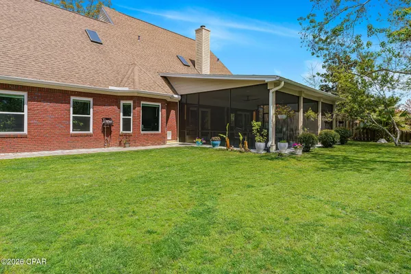 $689,900 | 205 Judy Circle, Lynn Haven, FL 32444