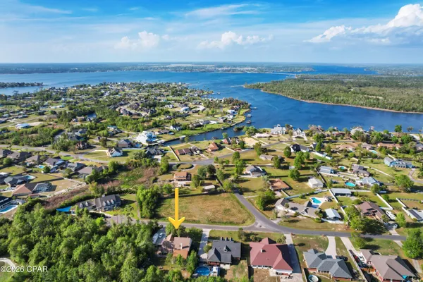 $689,900 | 205 Judy Circle, Lynn Haven, FL 32444