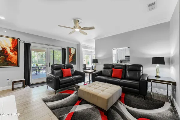 $689,900 | 205 Judy Circle, Lynn Haven, FL 32444