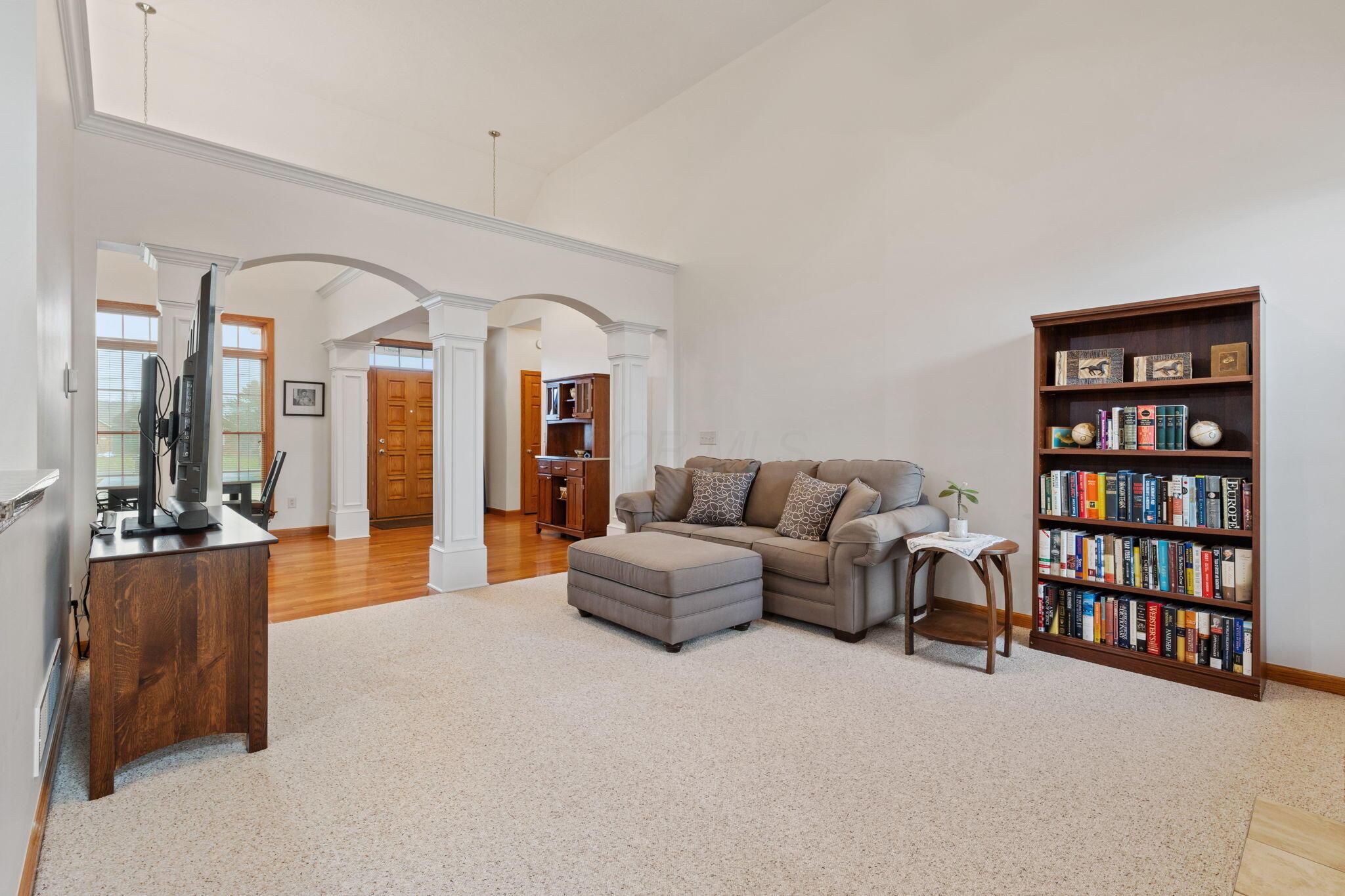 279 Holder Road Baltimore, OH 43105 - Photo 16 of 60 Great Room - 279 Holder Road, Baltimore, OH 43105