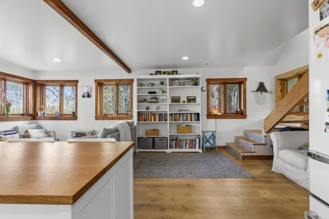 $610,000 | 215 Juniper Drive, Unit 7, Mammoth Lakes, CA 93546