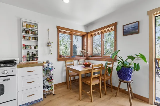 $610,000 | 215 Juniper Drive, Unit 7, Mammoth Lakes, CA 93546