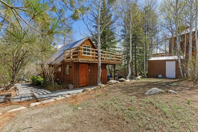 $610,000 | 215 Juniper Drive, Unit 7, Mammoth Lakes, CA 93546