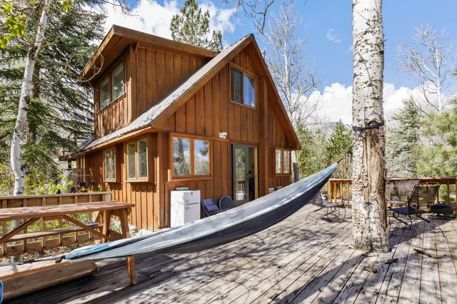 $610,000 | 215 Juniper Drive, Unit 7, Mammoth Lakes, CA 93546