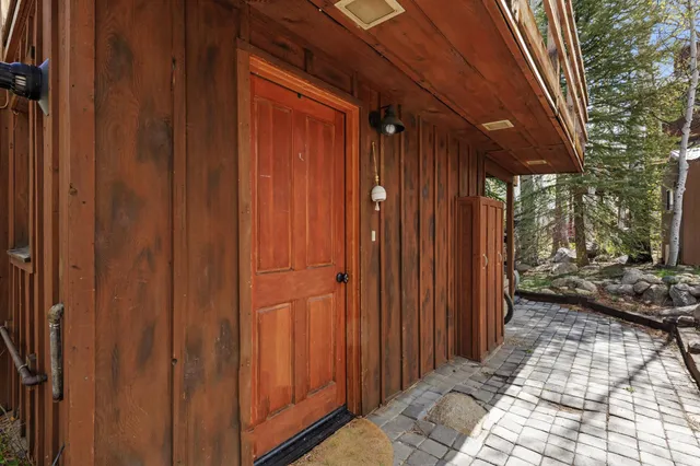 $610,000 | 215 Juniper Drive, Unit 7, Mammoth Lakes, CA 93546