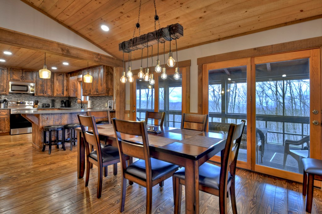 253 Green Ridge Mountain Blue Ridge, GA 30513 - Photo 3 of 59