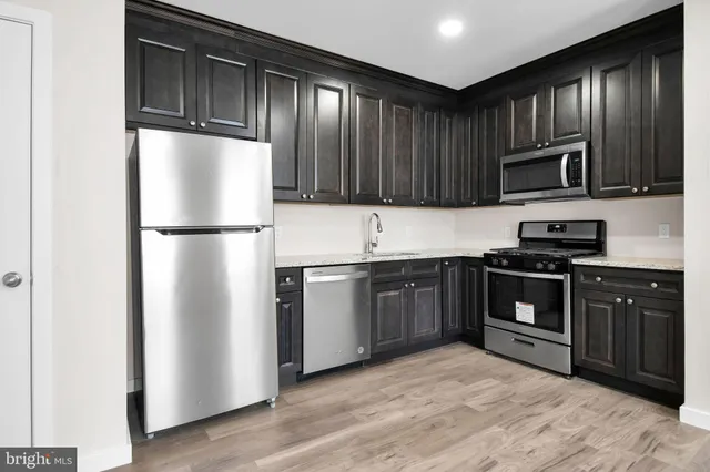 $900,000 | 202 Foundry Street, Florence, NJ 08518