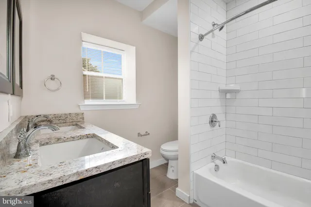 $900,000 | 202 Foundry Street, Florence, NJ 08518