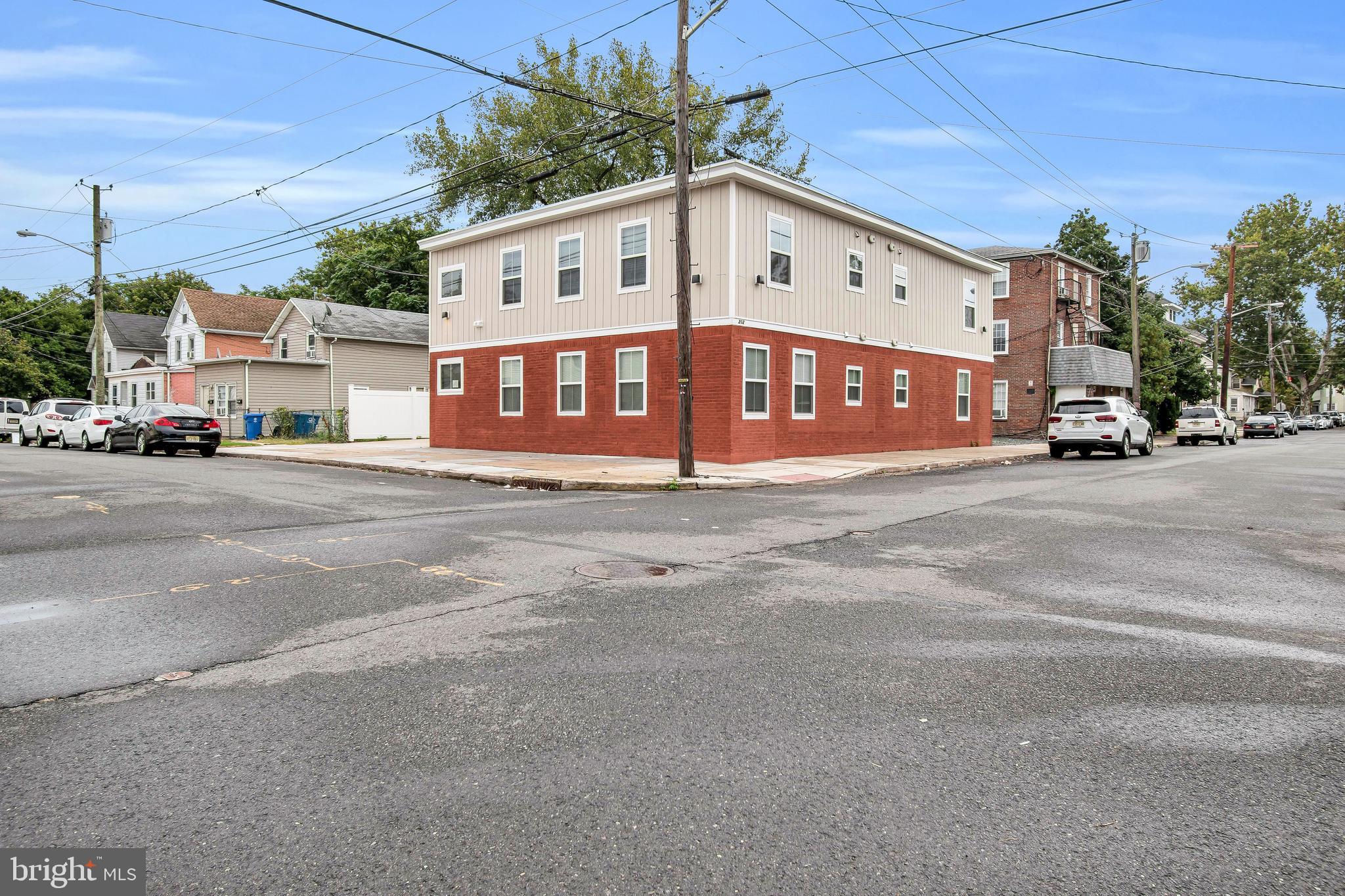 202 Foundry Street Florence, NJ 08518 - Photo 2 of 22 a view of a house with a street