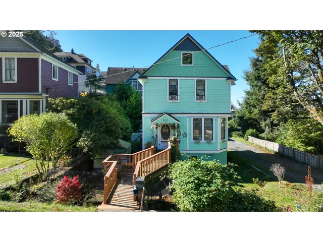 $499,000 | 501 38th Street, Astoria, OR 97103