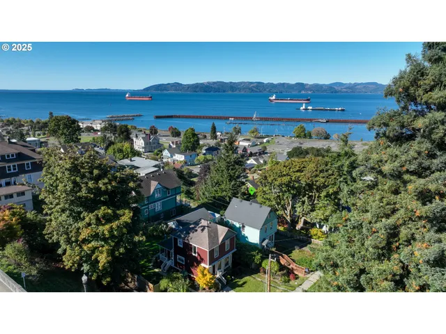 $499,000 | 501 38th Street, Astoria, OR 97103