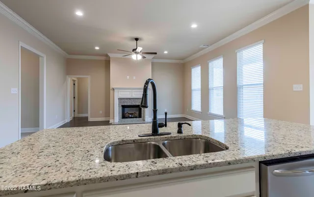 $2,650 | 221 Finnegan Way, Youngsville, LA 70592