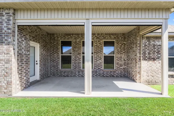 $2,400 | 221 Finnegan Way, Youngsville, LA 70592