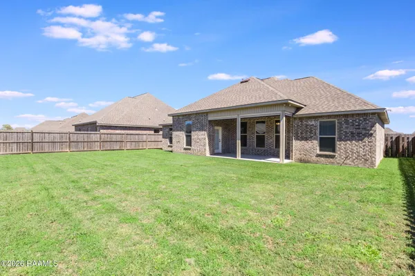 $2,400 | 221 Finnegan Way, Youngsville, LA 70592